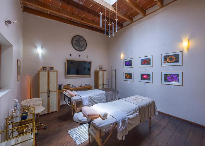 Meztli: Casa Boutique & 4*